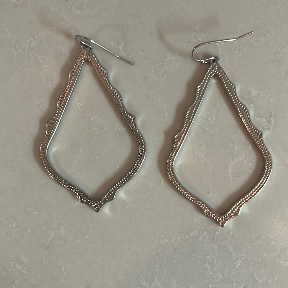 Kendra Scott Sophee Drop Earrings